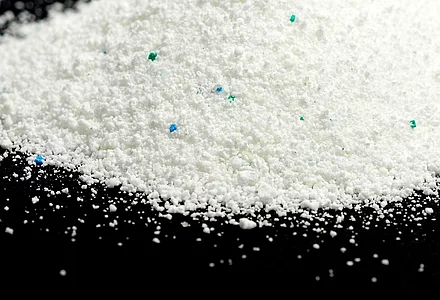 Sodium sulphate (Na2SO4) 