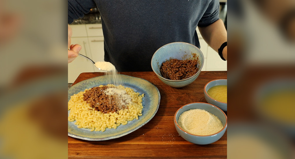 Veganes Hackfleisch aus Gerstenpulver